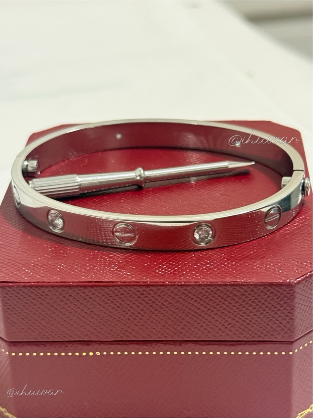 New Silver Stainless Steel Diamond Screw Motif Unisex Bangle & Screwdriver - Picture 5 of 8